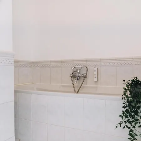 Dream Stay - Art Gallery Family Apartment With 2 Bathrooms Tallinn Exterior photo